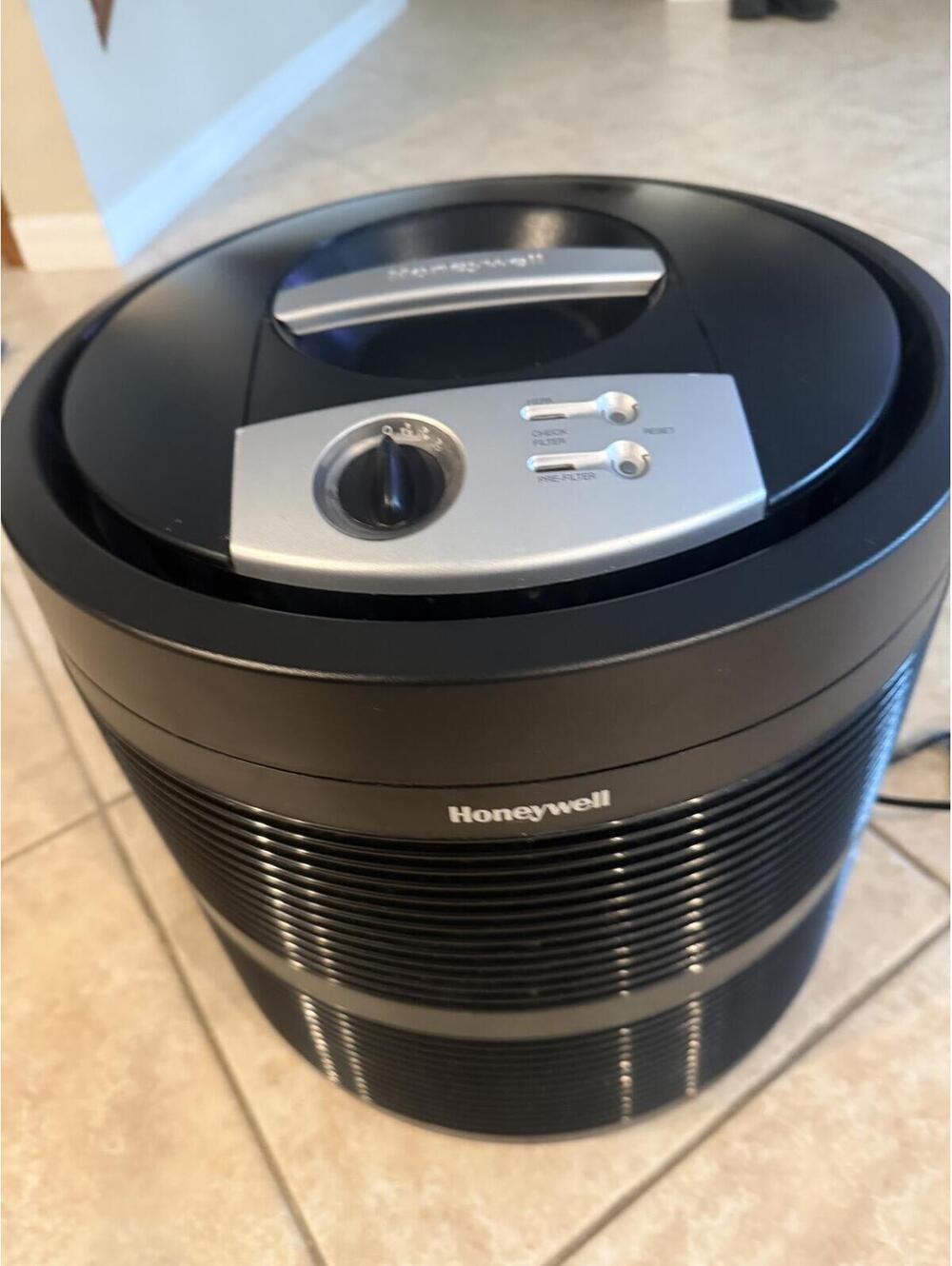 Honeywell Air Purifier True HEPA Air Purifier Kaz Fully Tested & Cleaned Black